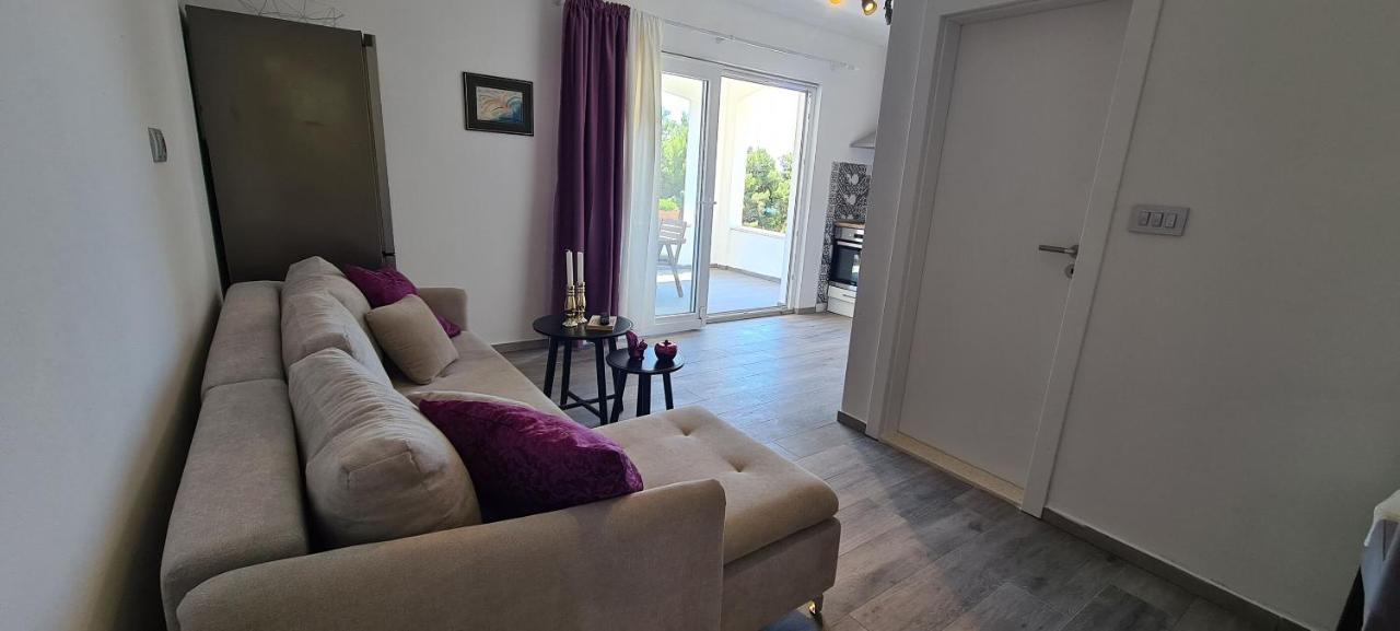 Apartments Helena إيفان دولاس المظهر الخارجي الصورة
