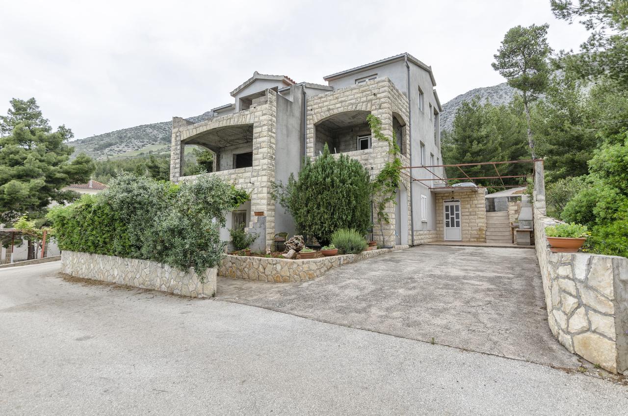 Apartments Helena إيفان دولاس المظهر الخارجي الصورة