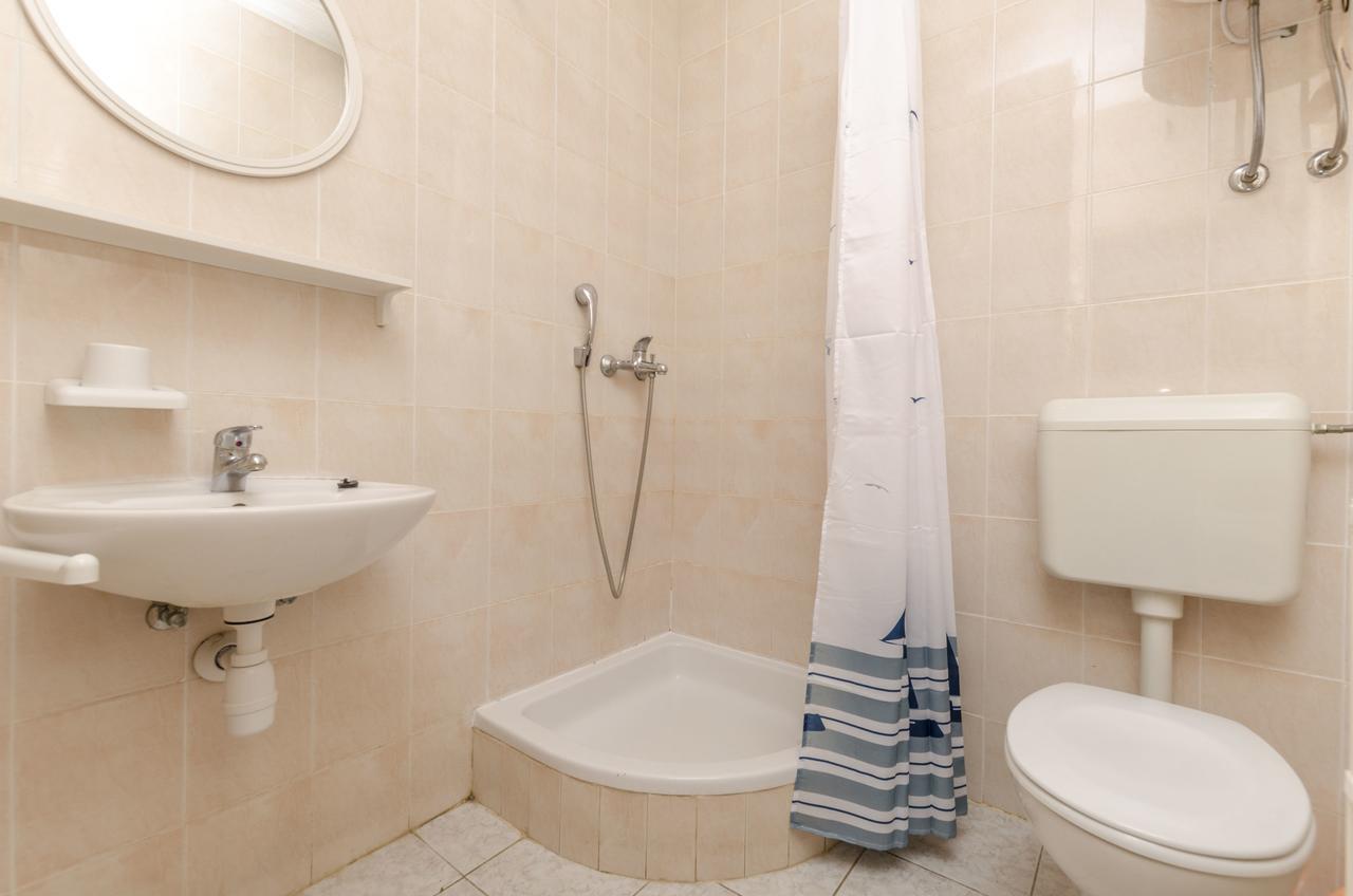 Apartments Helena إيفان دولاس المظهر الخارجي الصورة