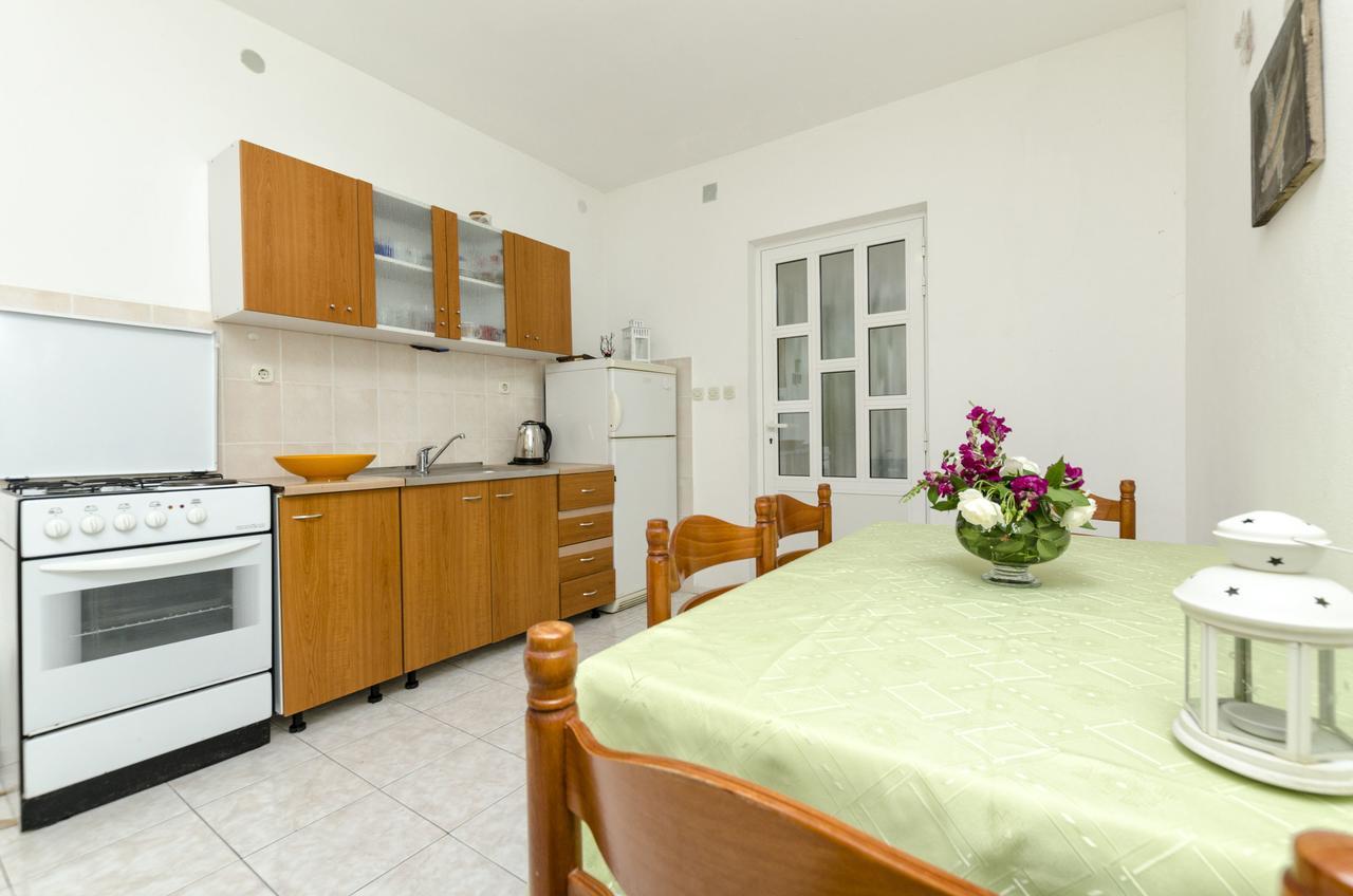 Apartments Helena إيفان دولاس المظهر الخارجي الصورة