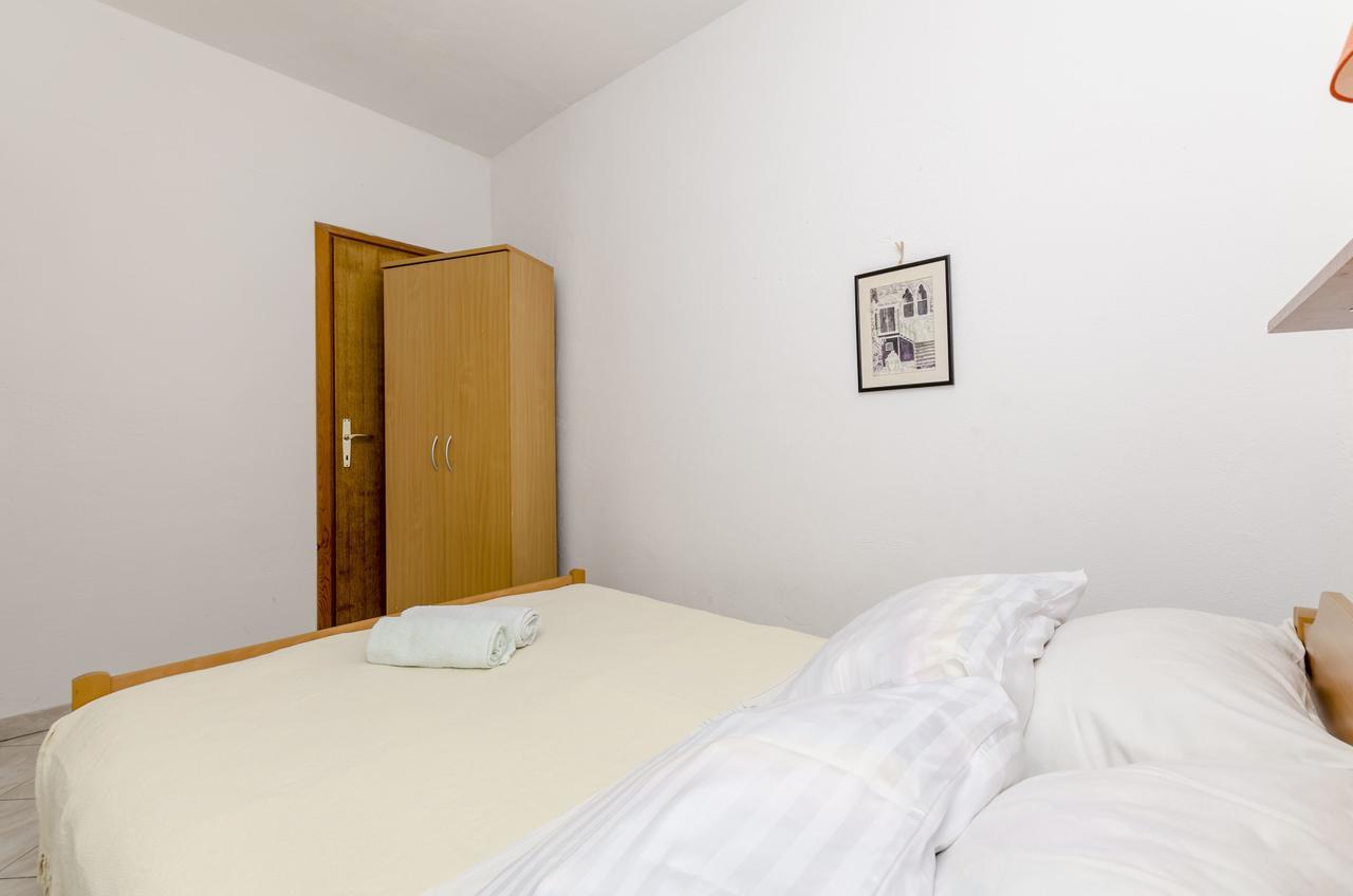 Apartments Helena إيفان دولاس المظهر الخارجي الصورة