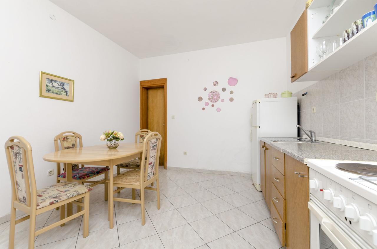 Apartments Helena إيفان دولاس المظهر الخارجي الصورة